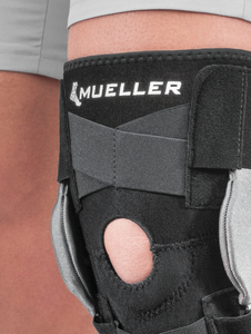 Mueller PRO-LEVEL Hinged Knee Brace